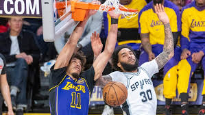 球运动员来 球运动员来